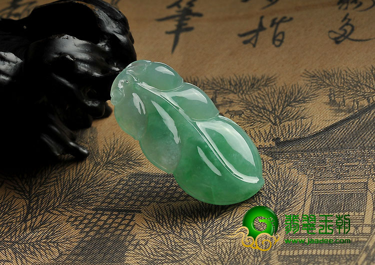 冰种苹果绿缅甸翡翠A货叶子挂件