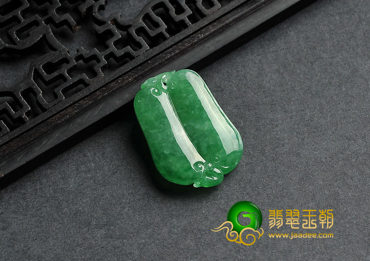 冰种正阳绿缅甸翡翠A货玉扇挂件