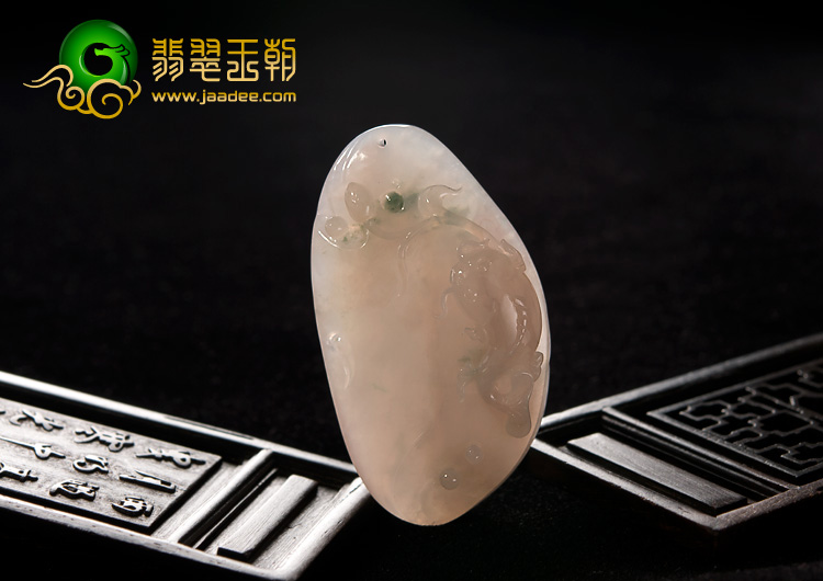 冰种紫罗兰略飘花缅甸翡翠A货年年有余挂件
