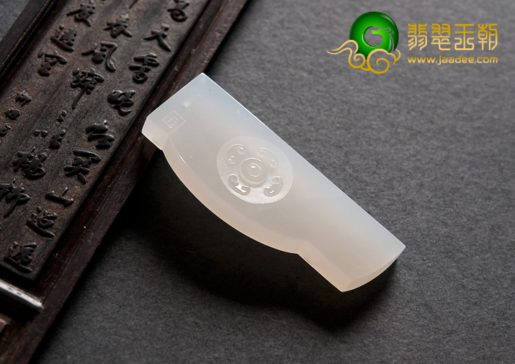 冰种缅甸翡翠A货仿古凤挂件