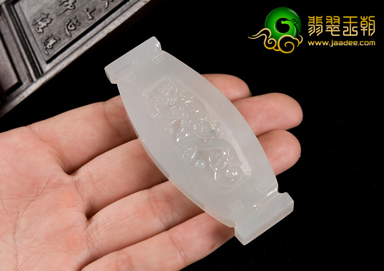 冰种缅甸翡翠A货仿古龙凤挂件
