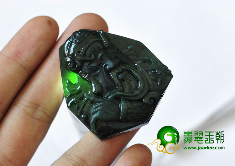 冰种墨翠缅甸翡翠A货关公头挂件