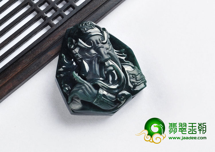冰种墨翠缅甸翡翠A货关公头挂件