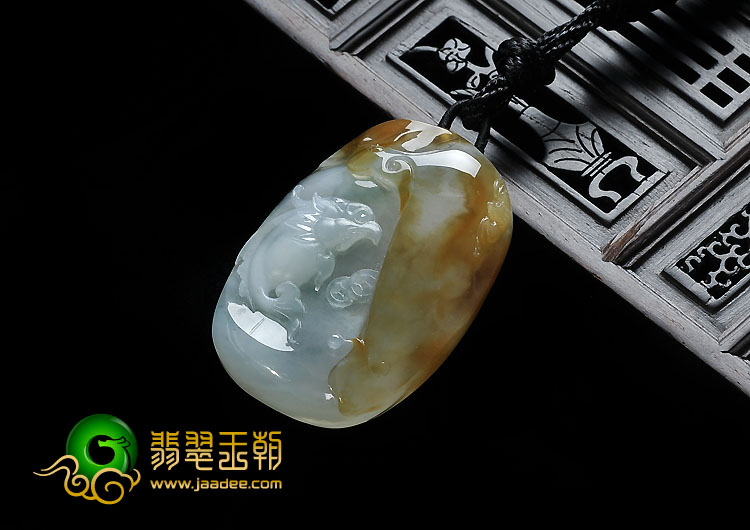 冰种褐黄翡略飘花缅甸翡翠A货鱼龙变挂件