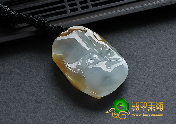 冰种褐黄翡略飘花缅甸翡翠A货鱼龙变挂件