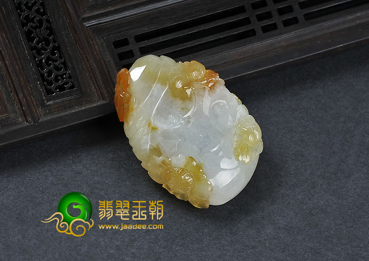 (超值推荐)冰种黄翡缅甸翡翠A货波斯少女挂件
