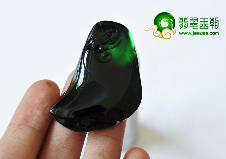 冰种墨翠缅甸翡翠A货府中有龙挂件