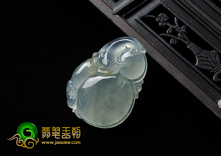 冰种飘花略带黄翡缅甸翡翠A货福禄寿挂件