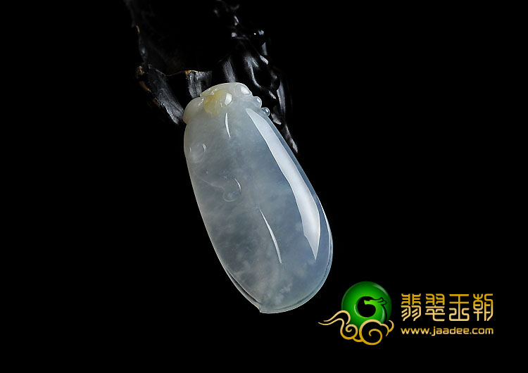 冰种晴水略带黄翡缅甸翡翠A货福瓜挂件