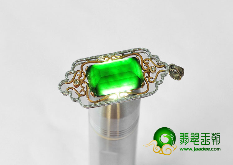 (超值推荐)冰玻种墨翠缅甸翡翠A货镶白金.玫瑰金胸坠（真钻）