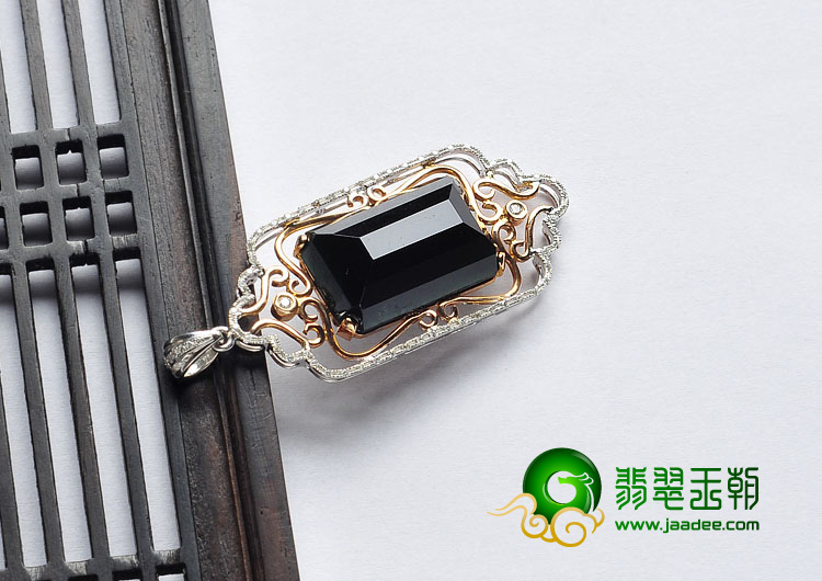 (超值推荐)冰玻种墨翠缅甸翡翠A货镶白金.玫瑰金胸坠（真钻）