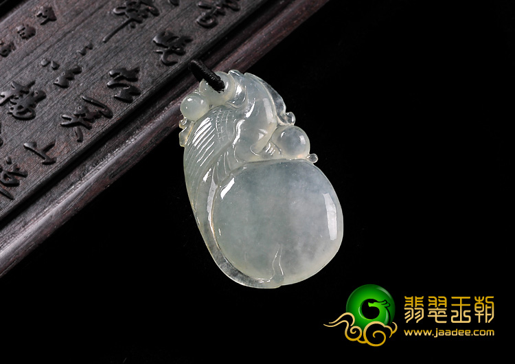 冰种晴水缅甸翡翠A货有求必应挂件