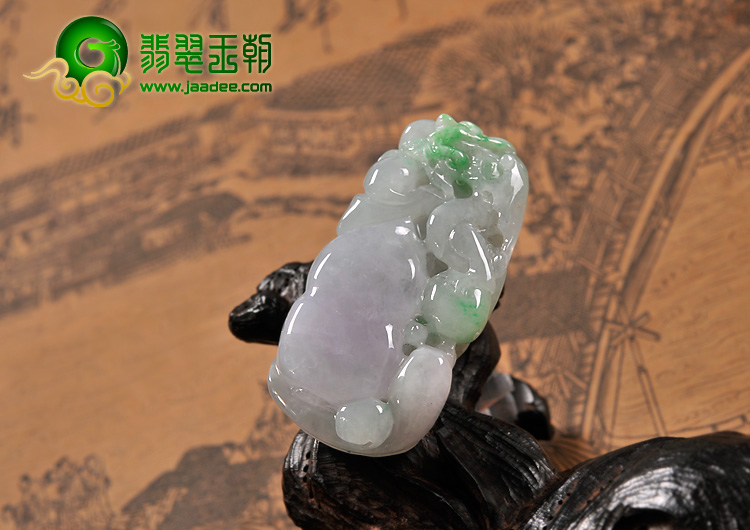 糯冰种春带彩缅甸翡翠A货一夜成龙挂件