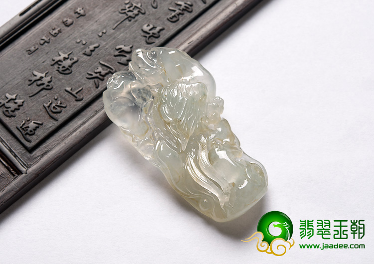 冰种晴水略带淡黄翡缅甸翡翠A货英明神武挂件