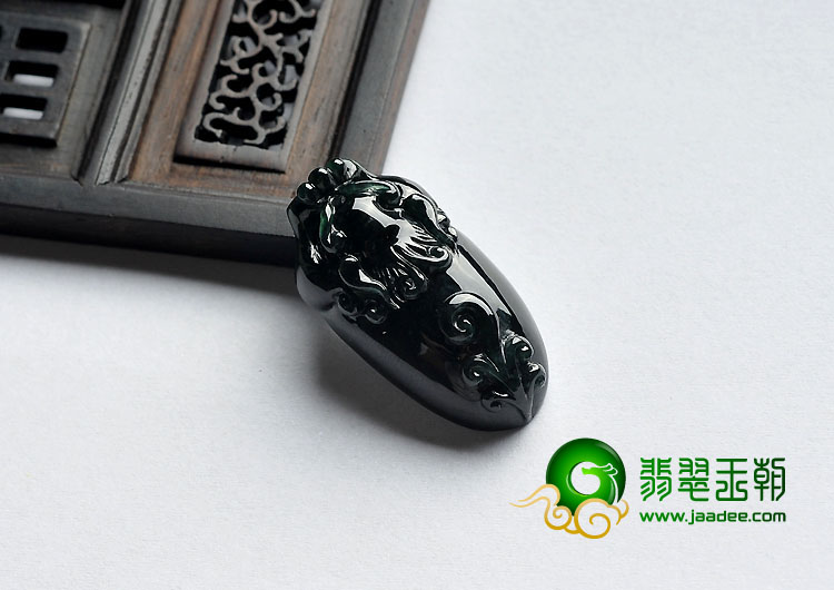 冰种墨翠缅甸翡翠A货貔貅挂件
