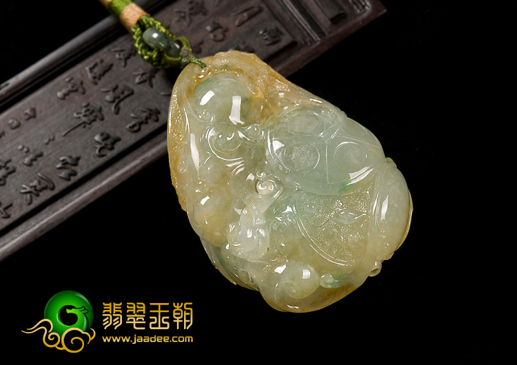 糯冰种黄加绿缅甸翡翠A货官上加冠手玩件