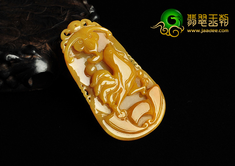 糯冰种黄翡缅甸翡翠A货生肖鸡挂件