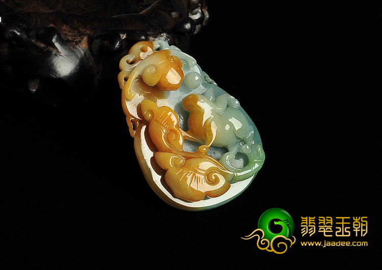 糯冰种褐黄翡缅甸翡翠A货生肖兔挂件