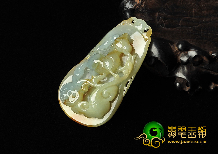 糯冰种飘黄花缅甸翡翠A货生肖狗挂件