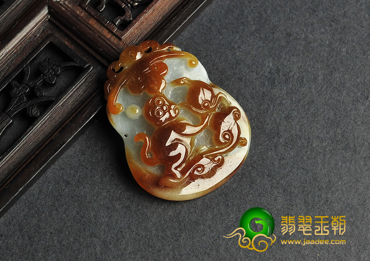 糯冰种褐翡缅甸翡翠A货生肖猴挂件
