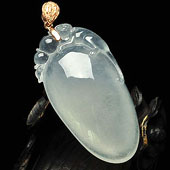 冰种晴水缅甸翡翠A货镶金扣福瓜挂件