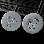 糯冰种春带彩缅甸翡翠A货龙凤牌挂件（一对）