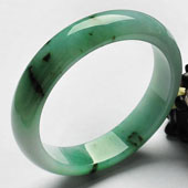糯冰种淡翠色缅甸翡翠A货手镯（56mm）