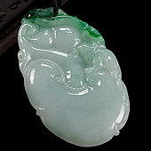 糯冰种翠色缅甸翡翠A货如意寿挂件