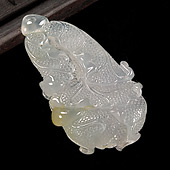 冰种淡晴水略带黄翡缅甸翡翠A货白菜挂件