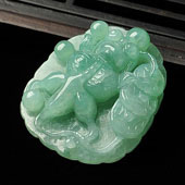 糯冰种绿晴水缅甸翡翠A货年年有余挂件