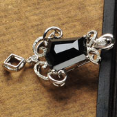 冰玻种墨翠缅甸翡翠A货镶白金胸坠（真钻）