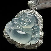 冰玻种淡晴水缅甸翡翠A货镶白金玉佛胸坠（真钻）