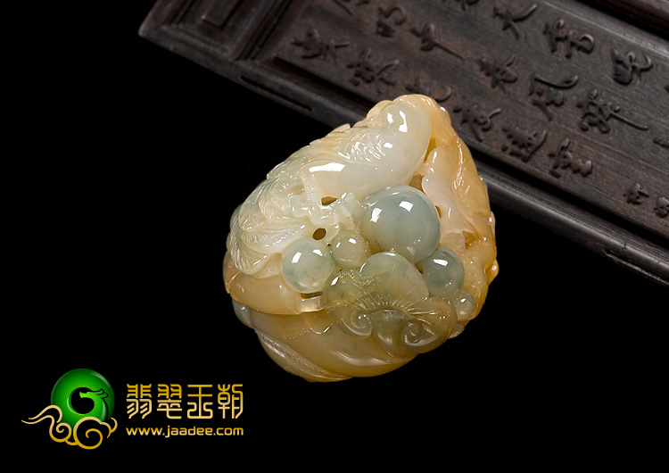 糯冰种黄翡缅甸翡翠A货英明神武挂件