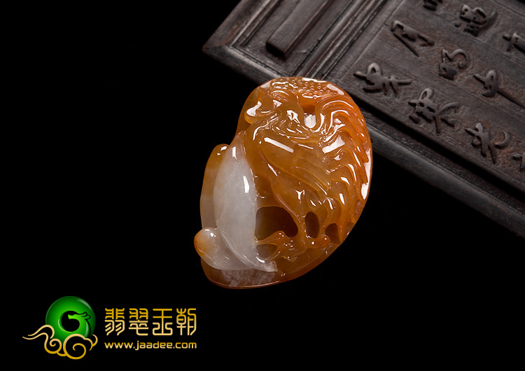 糯冰种红黄翡缅甸翡翠A货冠上加官挂件