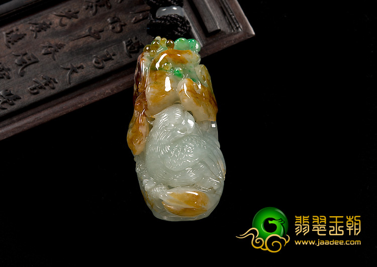 糯冰种黄加绿缅甸翡翠A货英明神武挂件