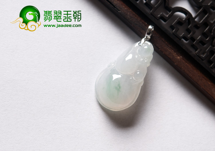 冰种飘花缅甸翡翠A货福禄寿挂件