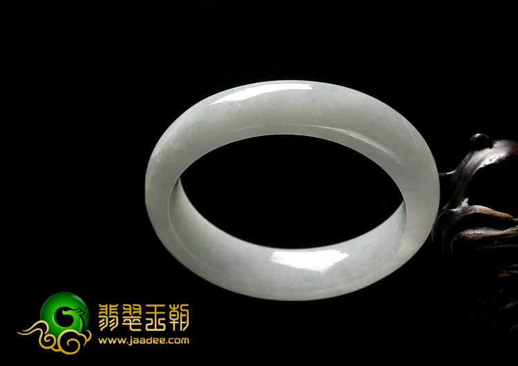 糯冰种晴水缅甸翡翠A货贵妃圈手镯（52-45.6mm）