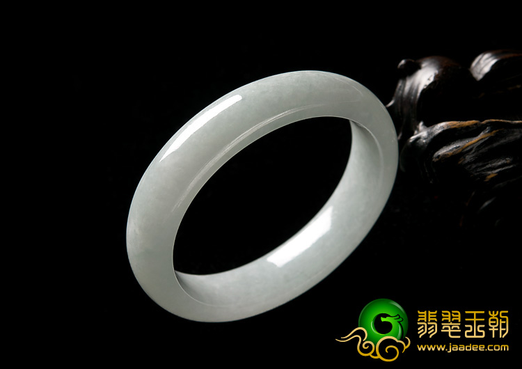 糯冰种晴水缅甸翡翠A货贵妃圈手镯（52-45.6mm）