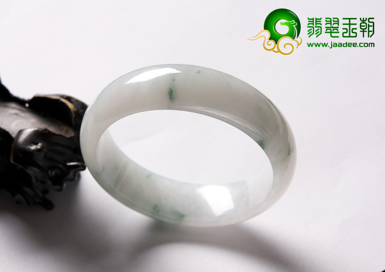 糯冰种飘花缅甸翡翠A货手镯（57.4mm）