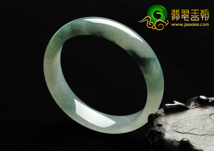 冰种飘花缅甸翡翠A货手镯（57mm）