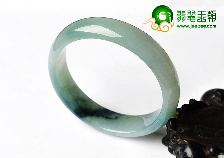 冰种飘花缅甸翡翠A货手镯（57mm）