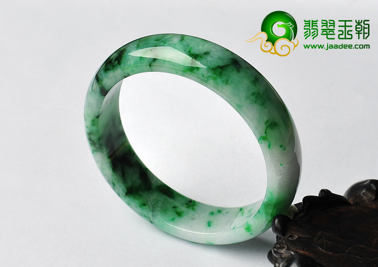 糯冰种飘翠缅甸翡翠A货手镯（56.6mm）