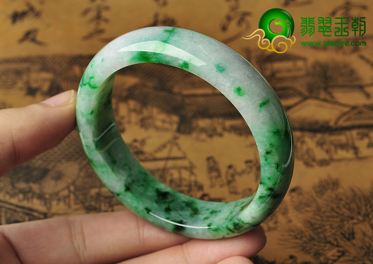 糯冰种飘翠缅甸翡翠A货手镯（56.6mm）