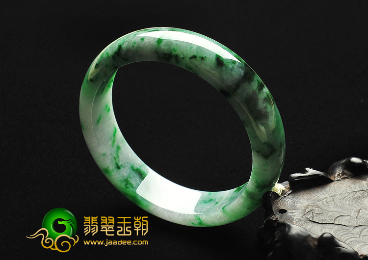 糯冰种飘翠缅甸翡翠A货手镯（56.6mm）