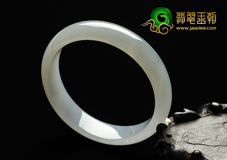 糯冰种淡晴水缅甸翡翠A货手镯（58.2mm）