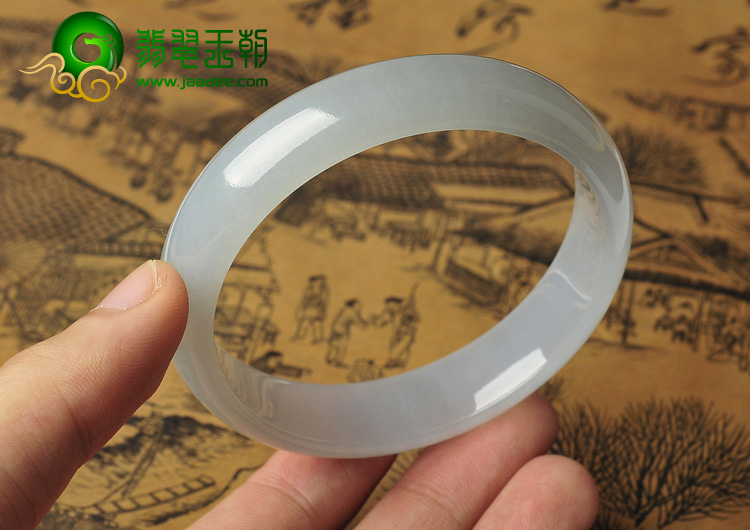 糯冰种淡晴水缅甸翡翠A货手镯（58.2mm）