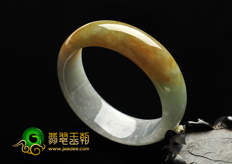 糯冰种黄翡缅甸翡翠A货手镯（57.6mm）