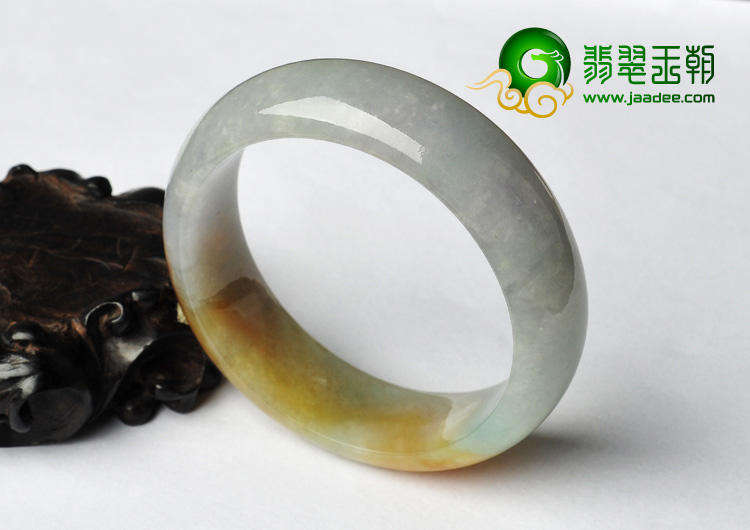 糯冰种黄翡缅甸翡翠A货手镯（57.7mm）