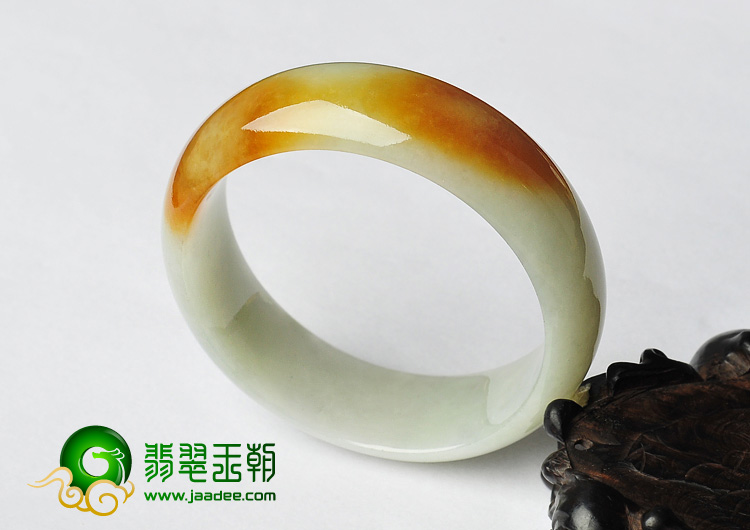 糯冰种黄翡缅甸翡翠A货手镯（56.6mm）