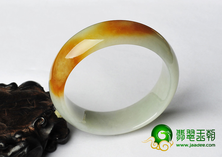 糯冰种黄翡缅甸翡翠A货手镯（56.6mm）